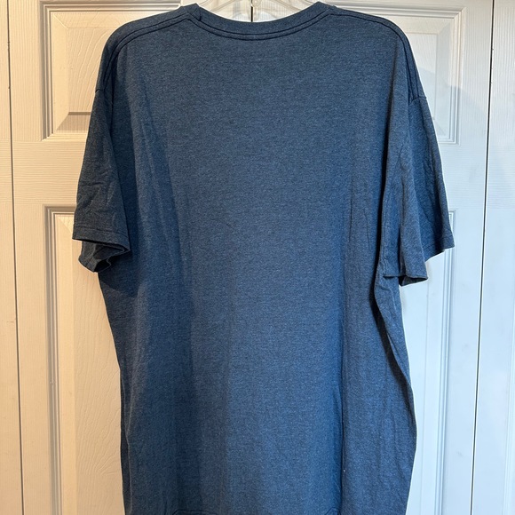 Super Mario World, Mario T-Shirt - Picture 3 of 3